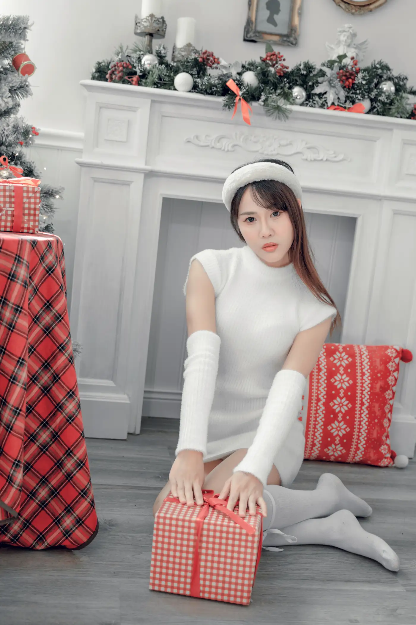 [艺图语] 2021.12.21 Vol.509 – 圣诞少女 lin#[42P]-6