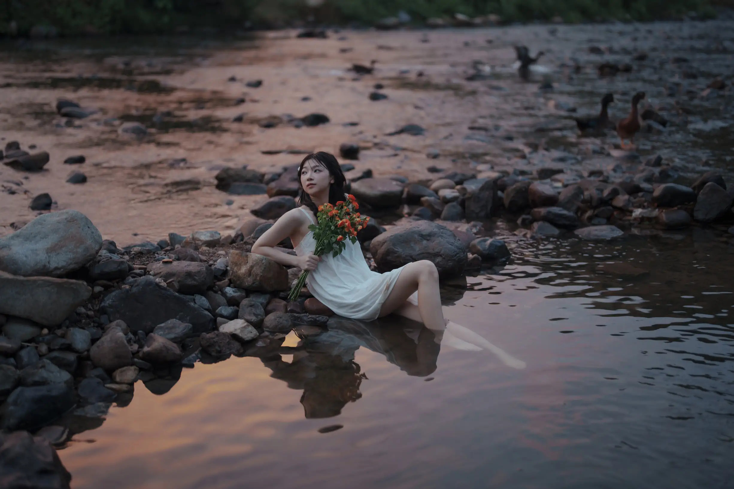 [艺图语] 2022.09.12 Vol.1936 – 又甜又欲，很难不爱。山涧溪水，清凉一夏 七七#[57P]-3