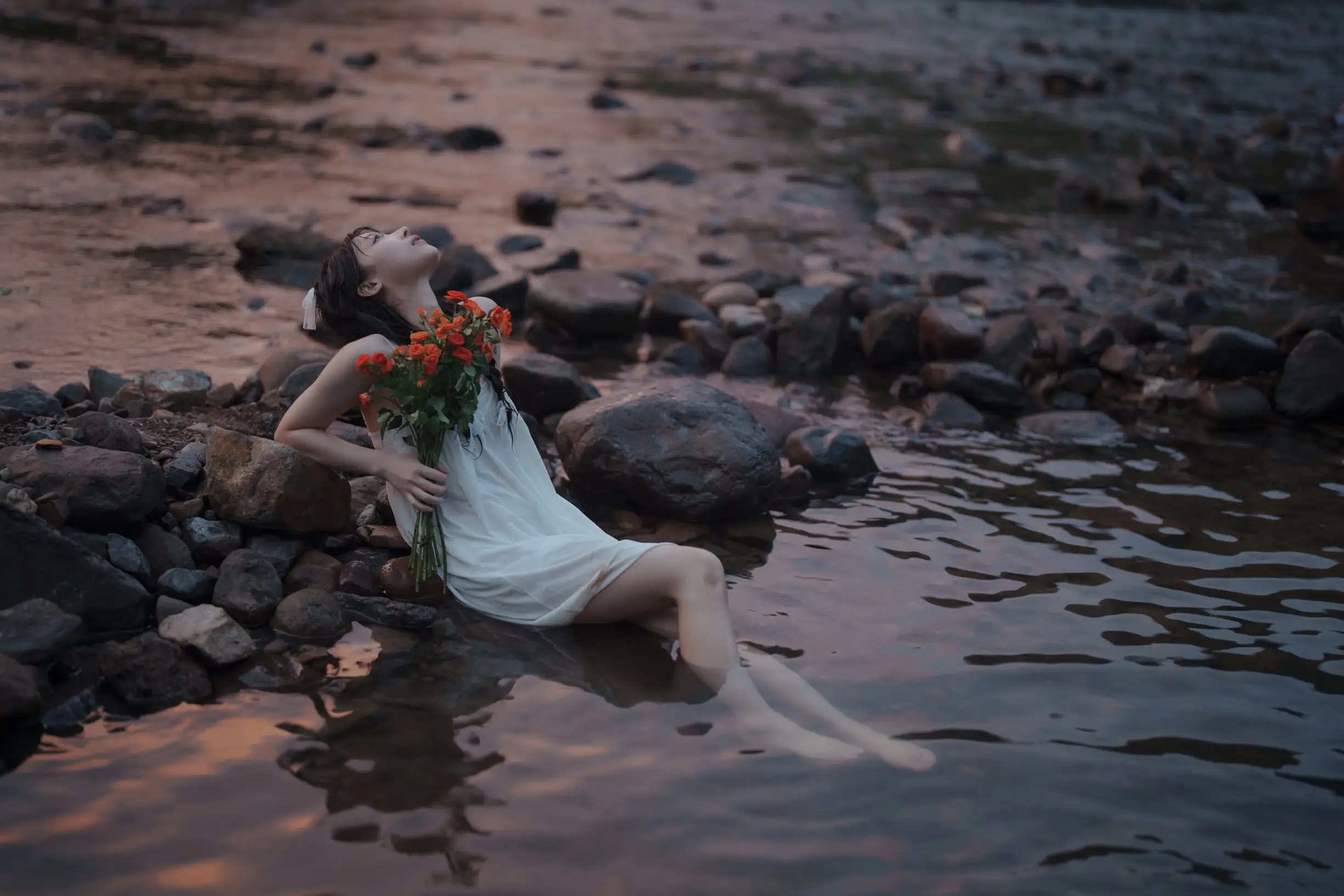 [艺图语] 2022.09.12 Vol.1936 – 又甜又欲，很难不爱。山涧溪水，清凉一夏 七七#[57P]-4