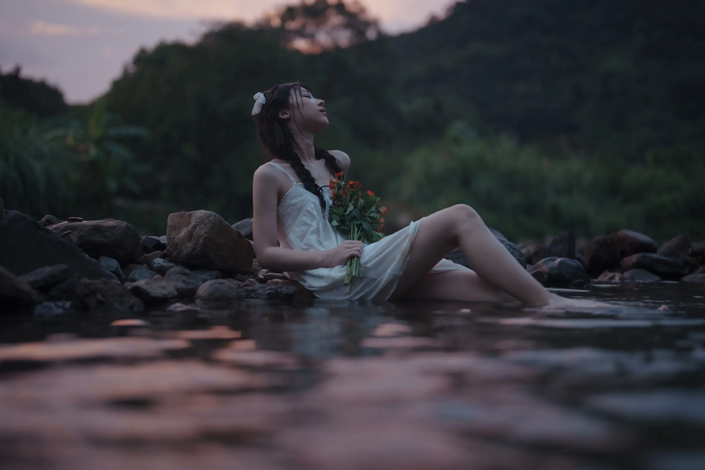 [艺图语] 2022.09.12 Vol.1936 – 又甜又欲，很难不爱。山涧溪水，清凉一夏 七七#[57P]-8