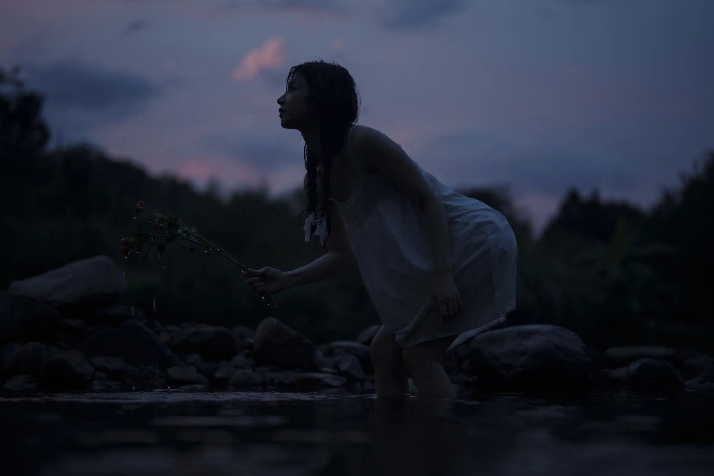 [艺图语] 2022.09.12 Vol.1936 – 又甜又欲，很难不爱。山涧溪水，清凉一夏 七七#[57P]-1