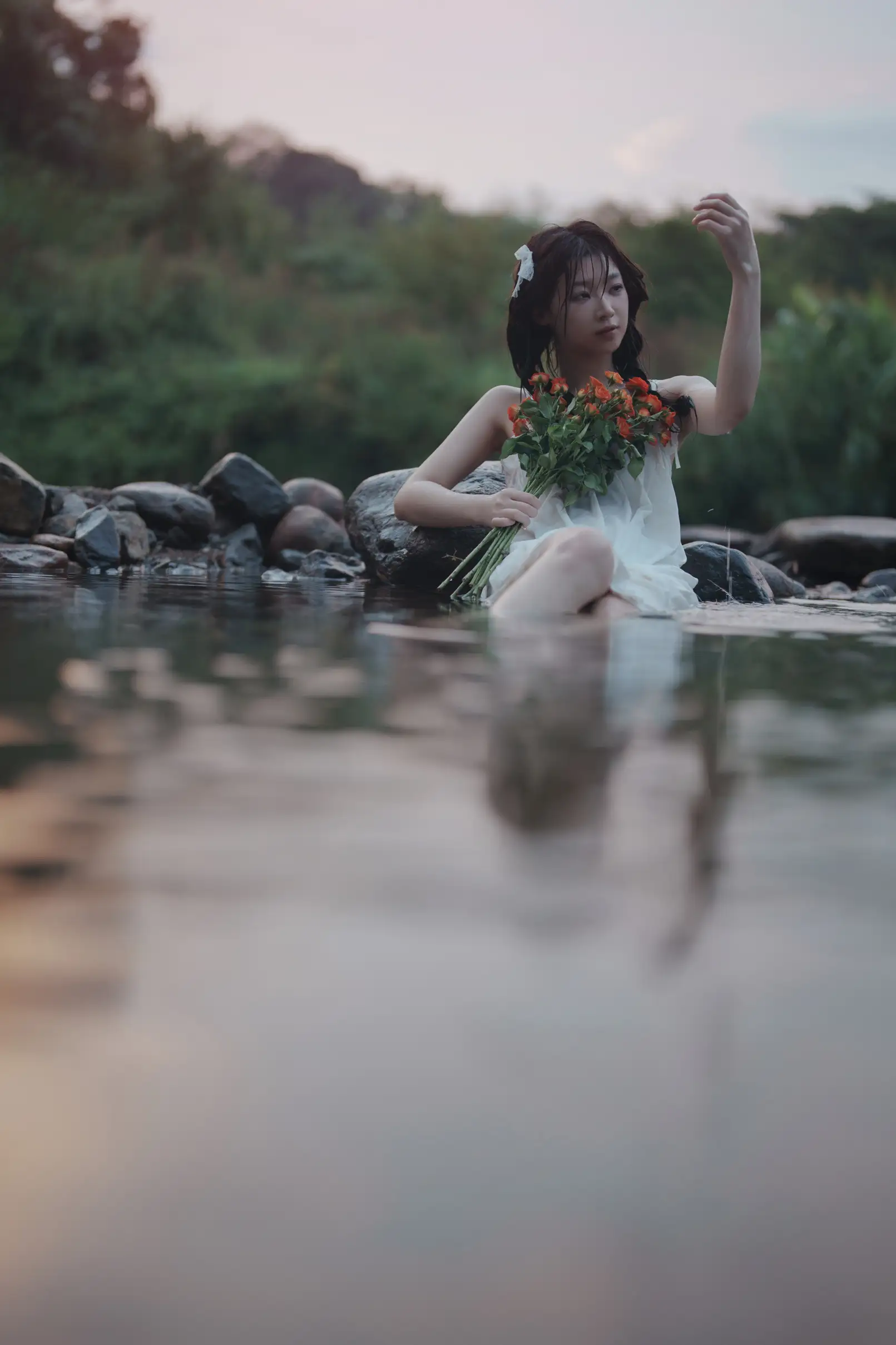 [艺图语] 2022.09.12 Vol.1936 – 又甜又欲，很难不爱。山涧溪水，清凉一夏 七七#[57P]-6