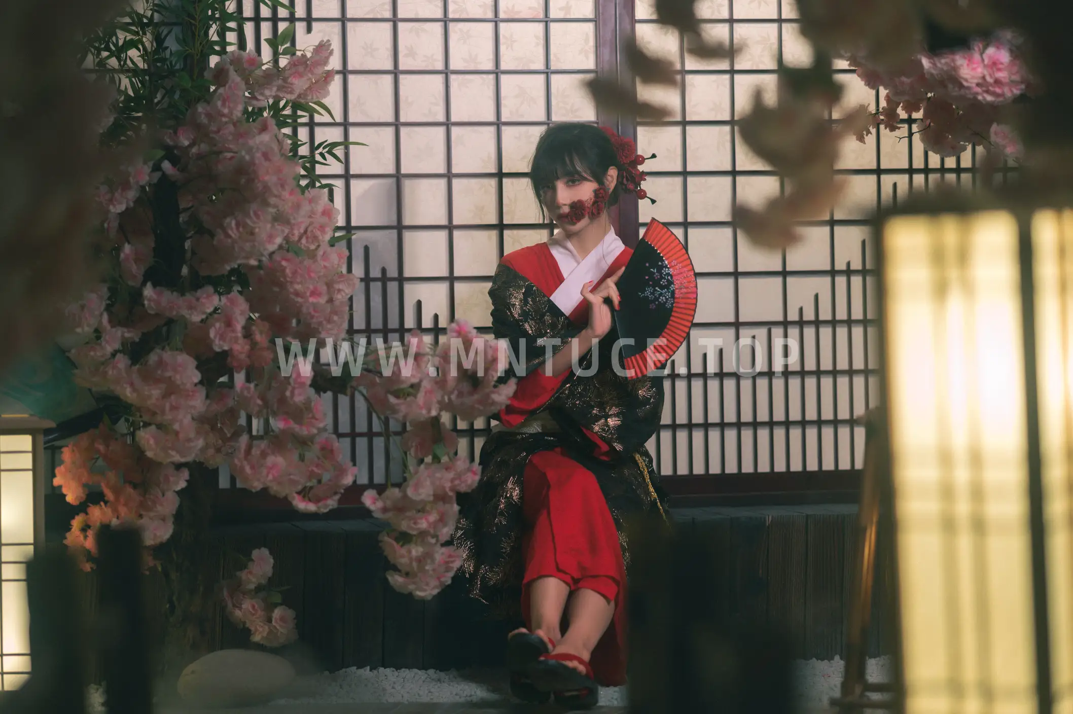 [艺图语] 2022.06.09 Vol.1128 – 裂口女 贰加六#[38P]-4