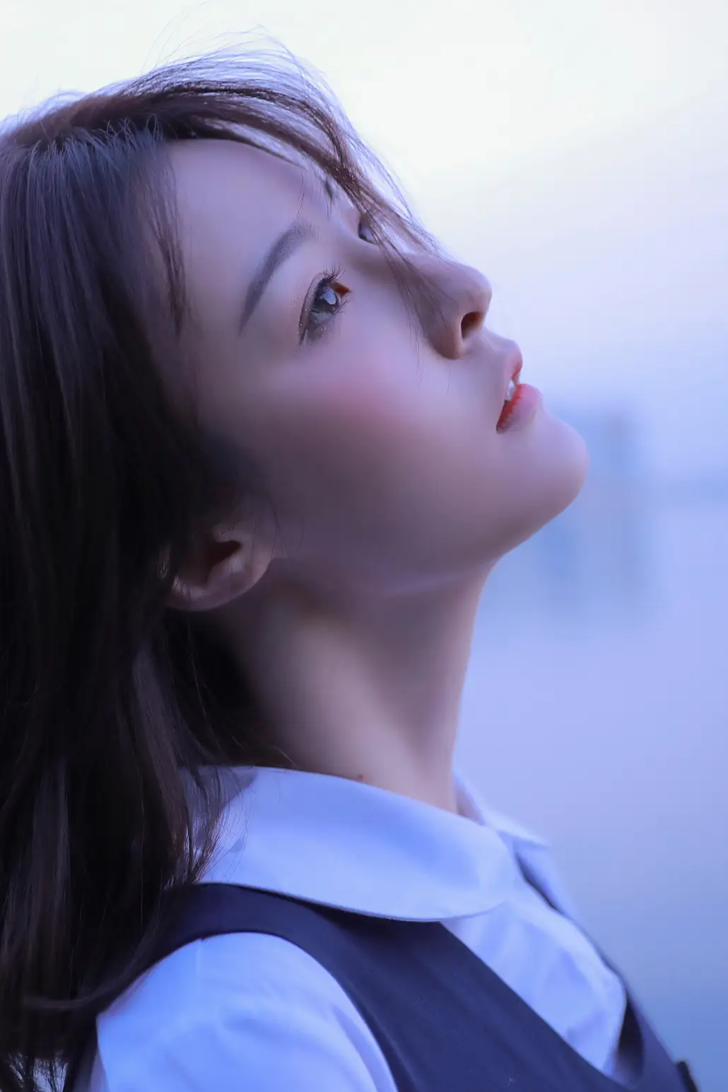 [艺图语] 2022.06.29 Vol.1321 – 海边JK 君君#[20P]-1