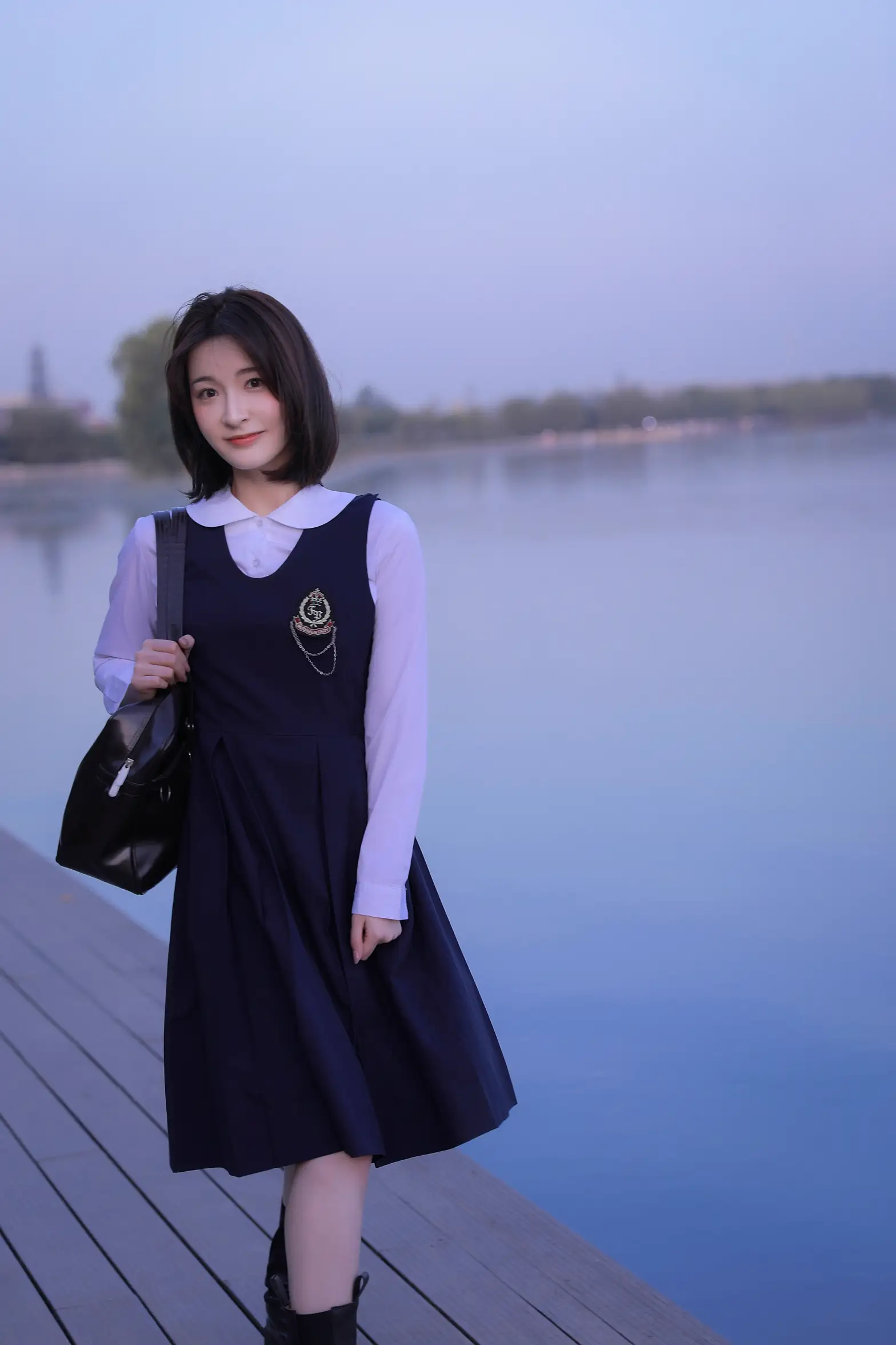 [艺图语] 2022.06.29 Vol.1321 – 海边JK 君君#[20P]-10