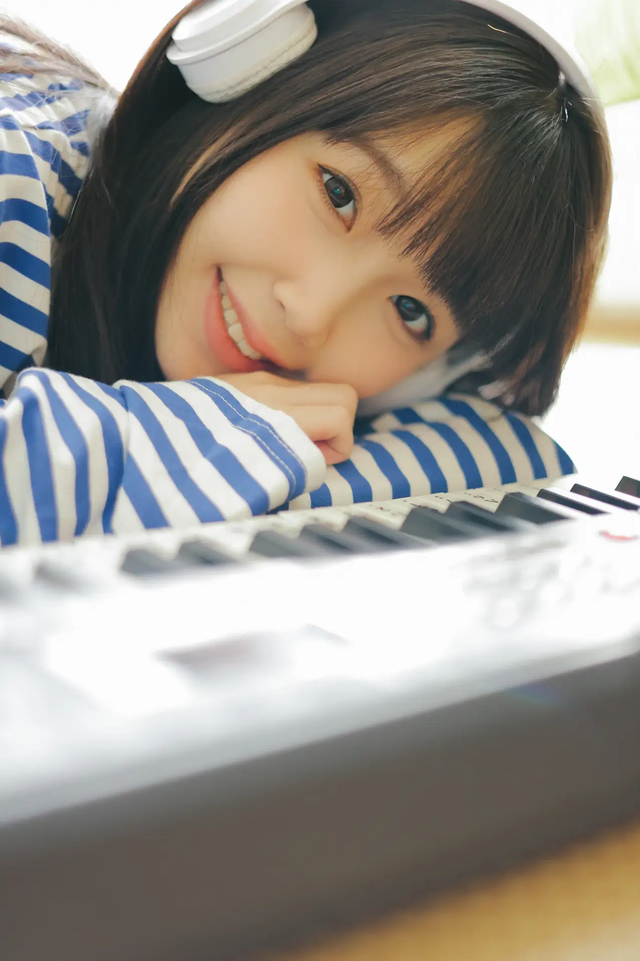 [艺图语] 2022.11.16 Vol.2450 – 可爱小女友 小饼干#[50P]-8