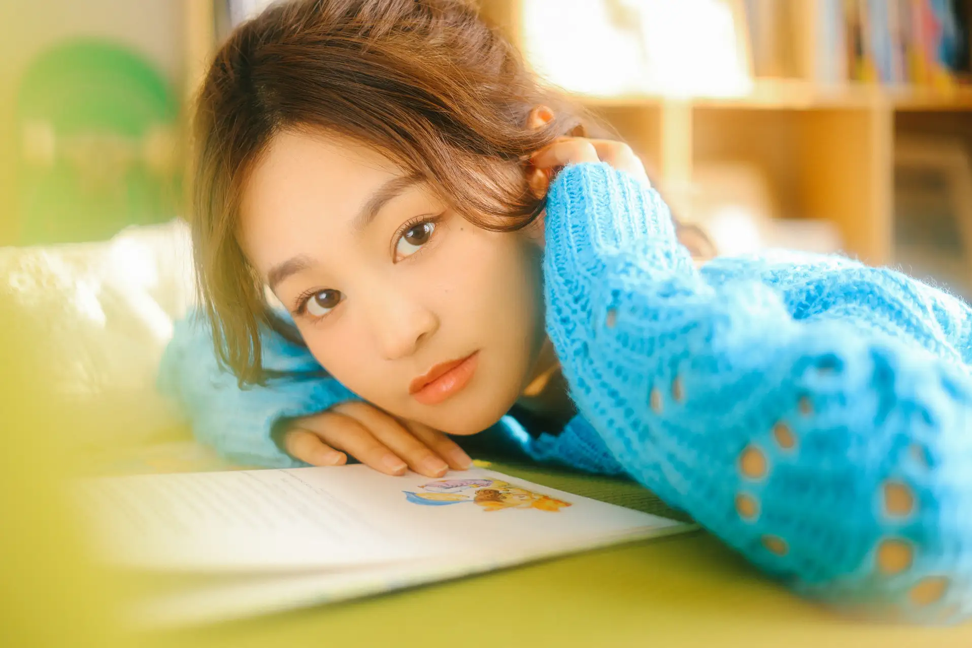 [艺图语] 2022.11.20 Vol.2481 – 暖秋 双耳ZiCe#[34P]-2