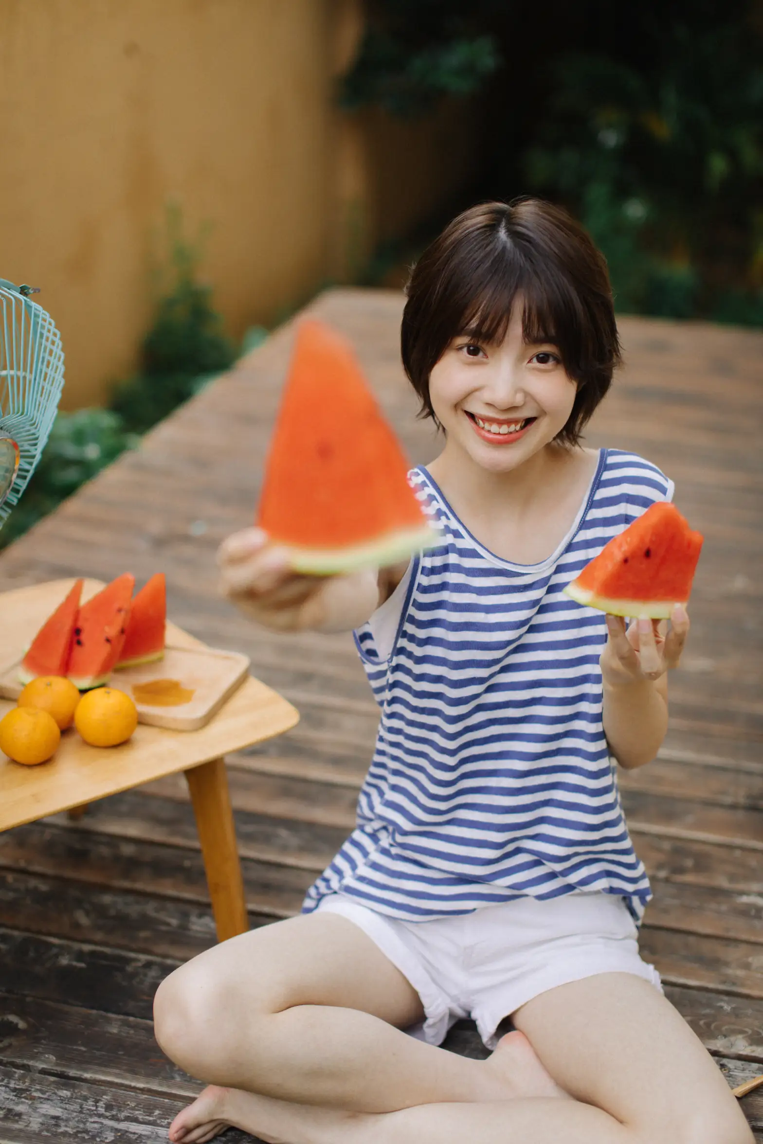 [艺图语] 2022.11.11 Vol.2409 – 捕捉夏天的风 77#[32P]-6