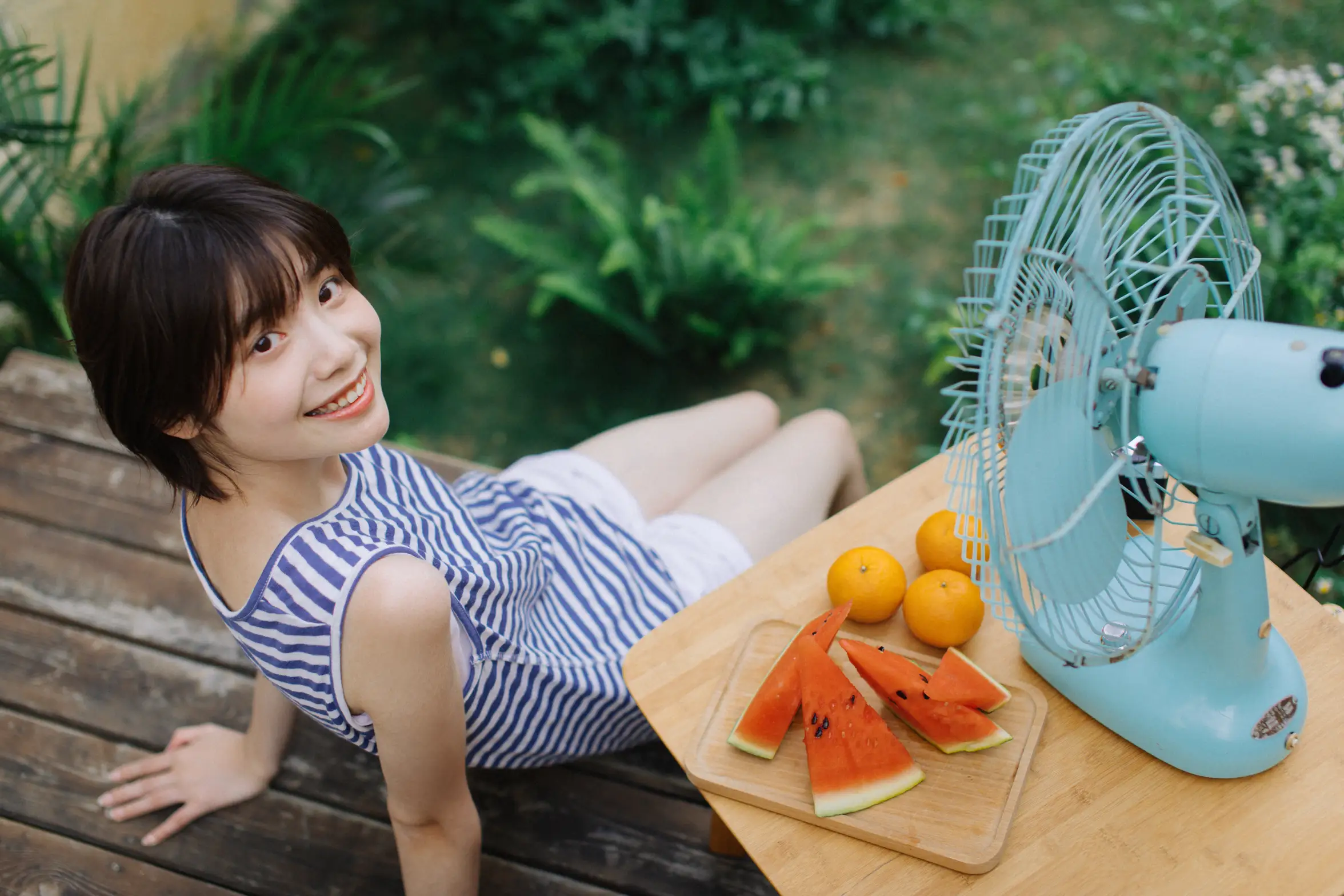 [艺图语] 2022.11.11 Vol.2409 – 捕捉夏天的风 77#[32P]-9