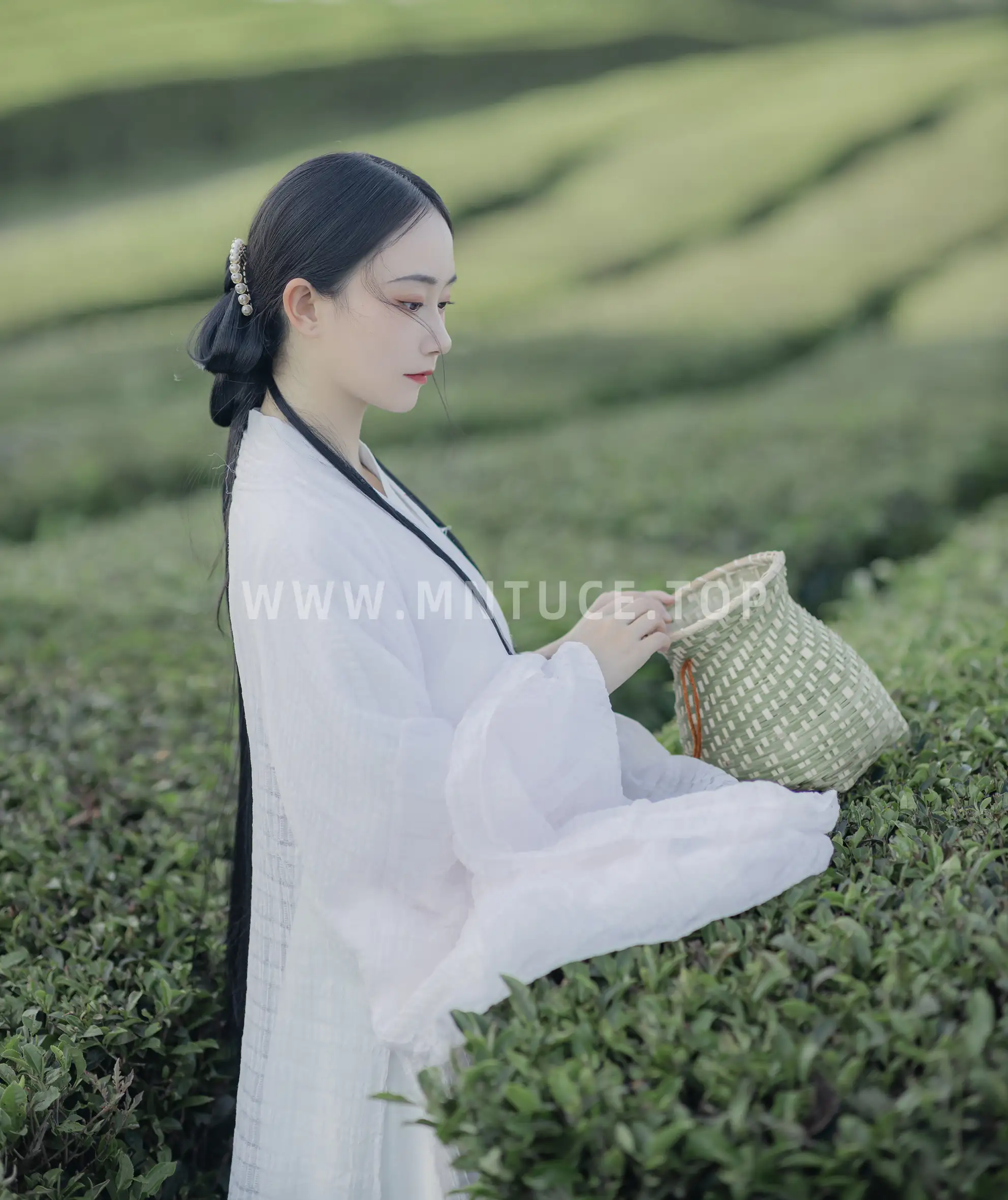 [艺图语] 2022.11.11 Vol.2415 – 衣袖染茶香 灿暖暖暖#[20P]-4