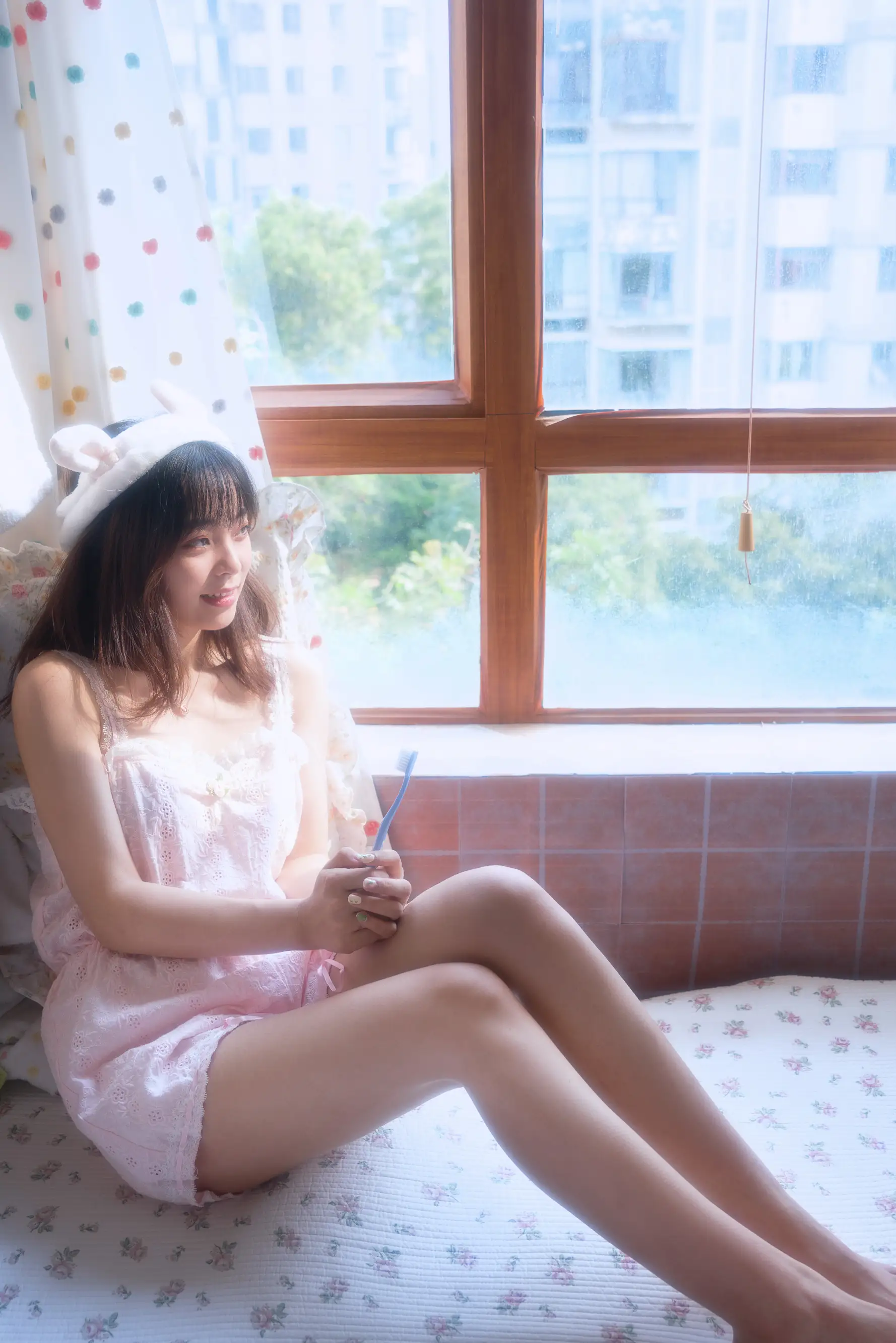 [艺图语] 2022.11.14 Vol.2435 – 季末之花 Sylvia595#[22P]-1