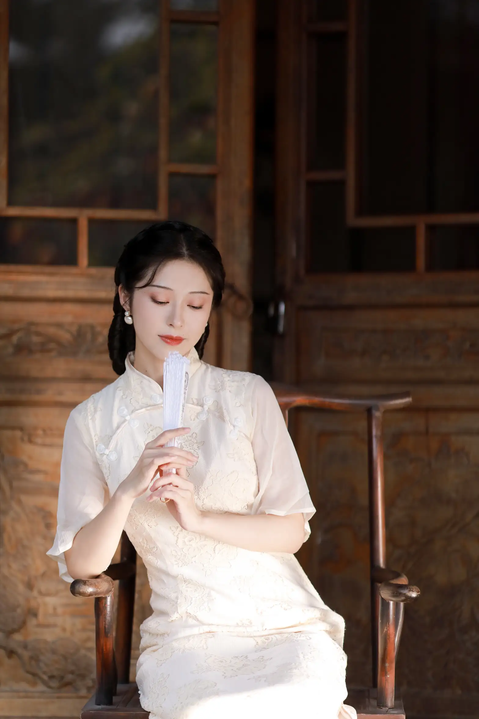 [艺图语] 2022.11.22 Vol.2499 等一阵清风#[31P]-1