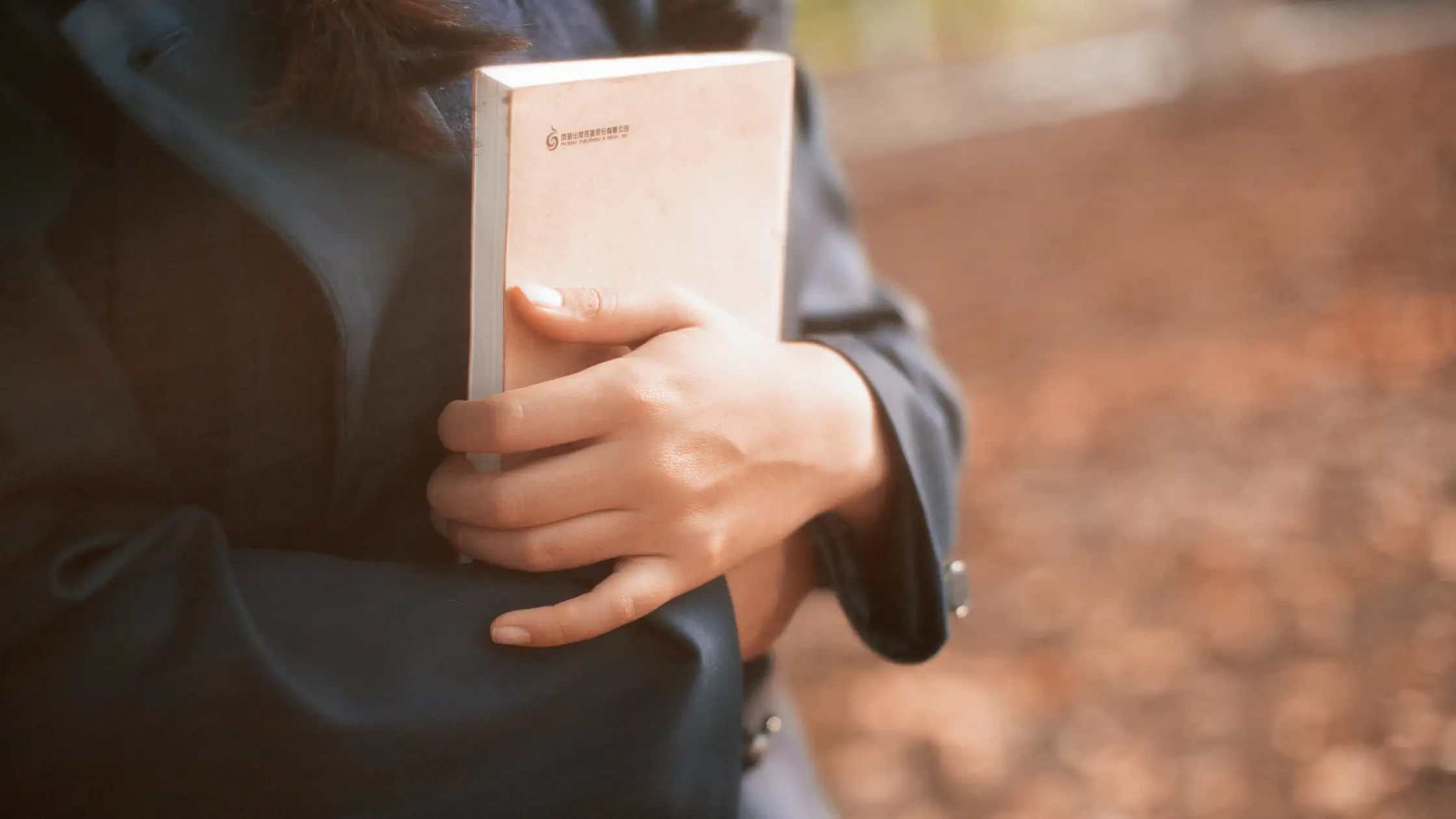 [艺图语] 2022.11.25 Vol.2521 被偷走的秋天#[22P]-5