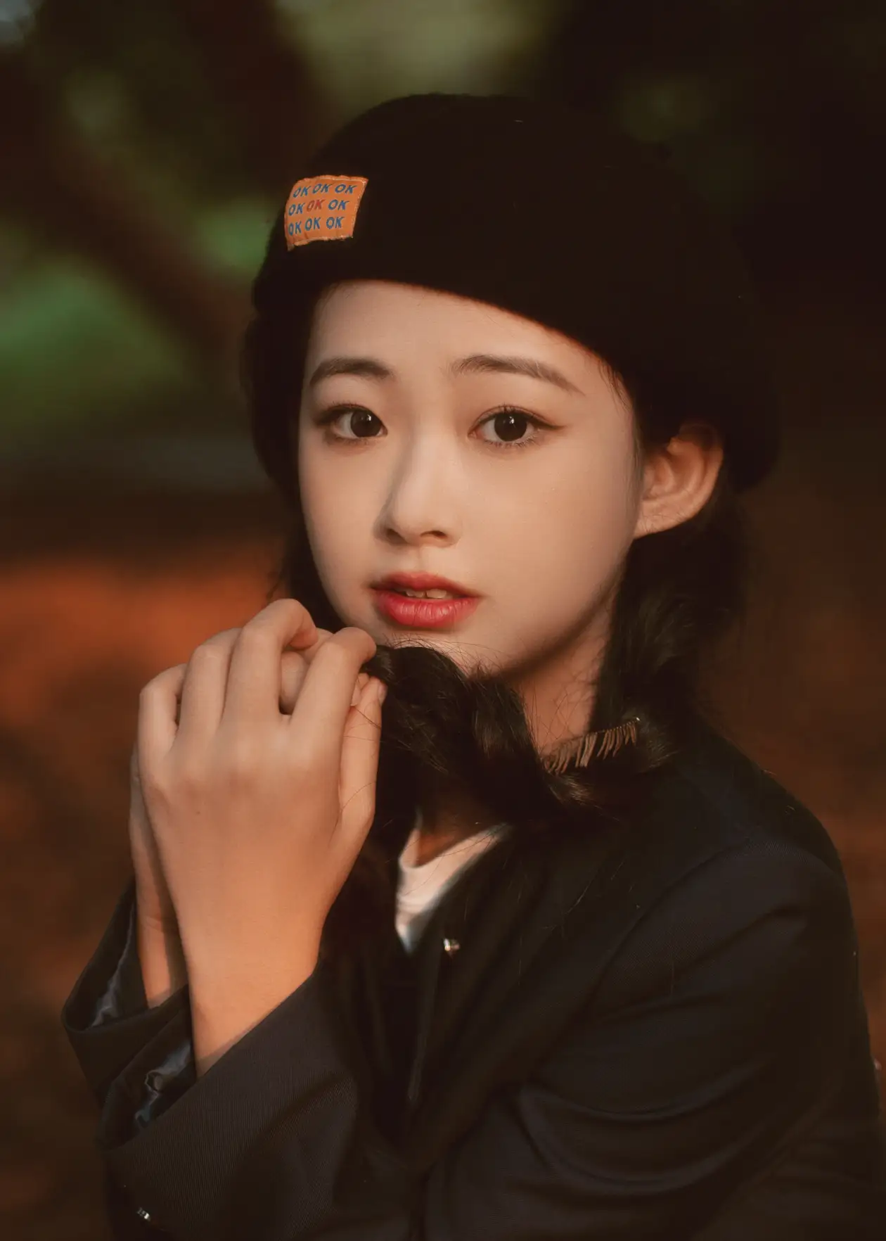 [艺图语] 2022.11.25 Vol.2521 被偷走的秋天#[22P]-10