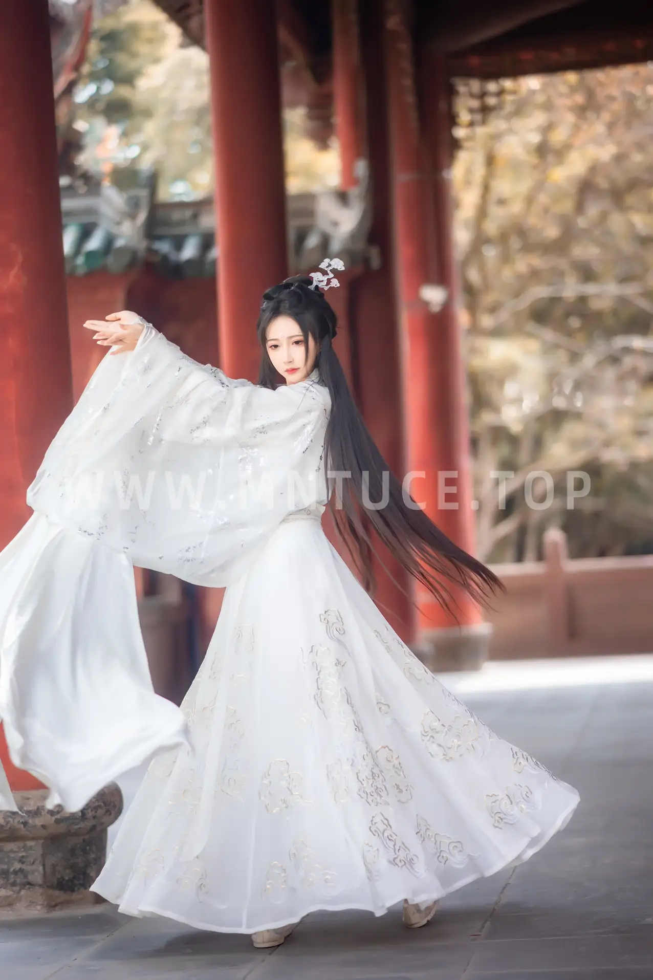 [艺图语] 2022.11.23 Vol.2505 白衣渡我#[34P]-3