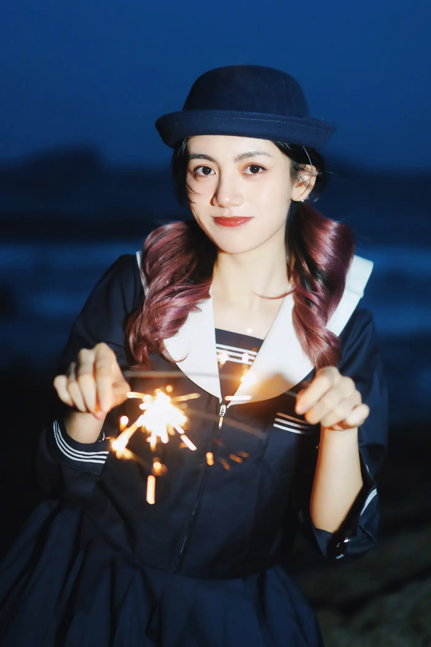 [艺图语] 2022.11.24 Vol.2519 – 无人海滩的烟火 茜akane#[25P]-4