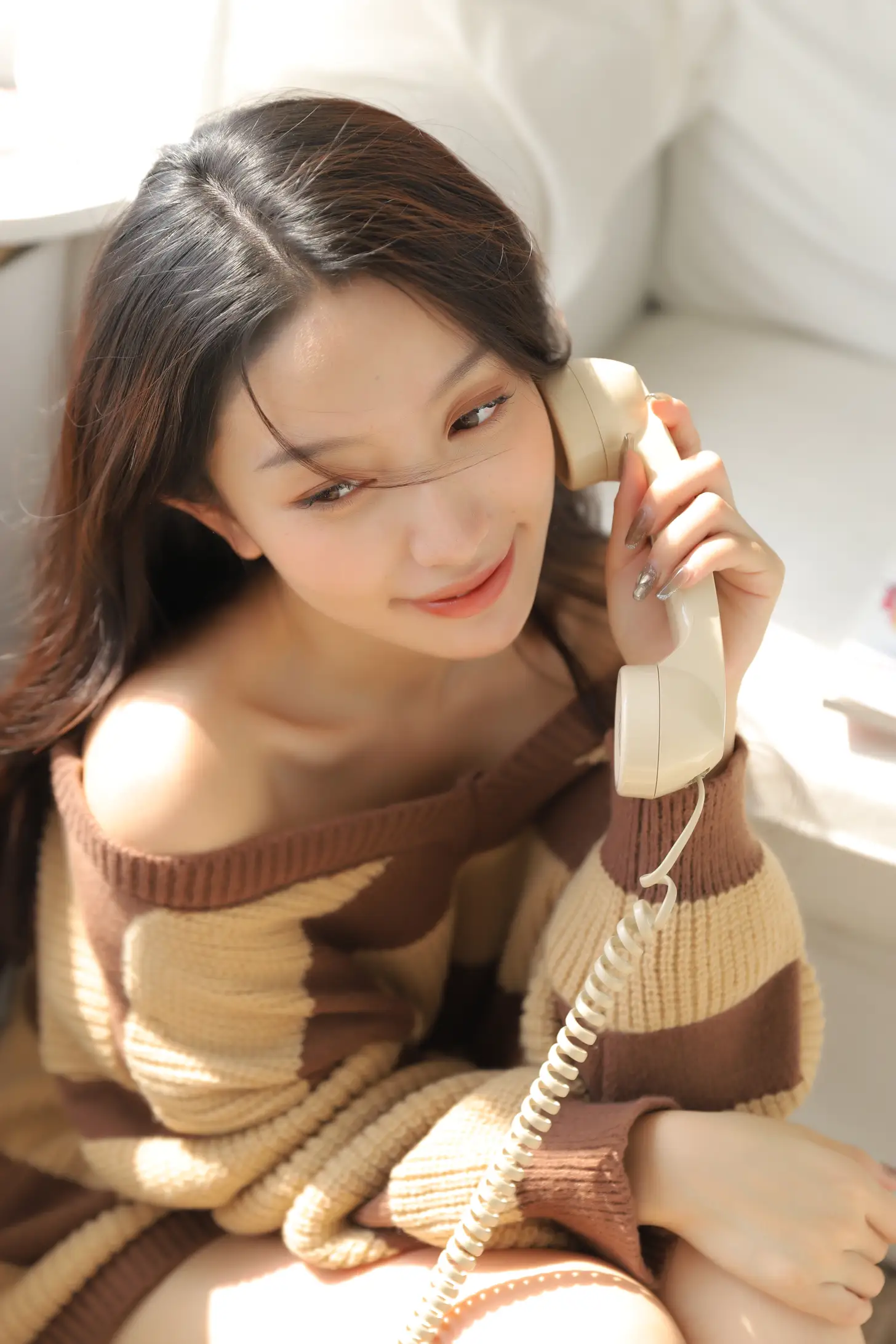 [艺图语] 2022.11.23 Vol.2512 一杯热可可#[39P]-8