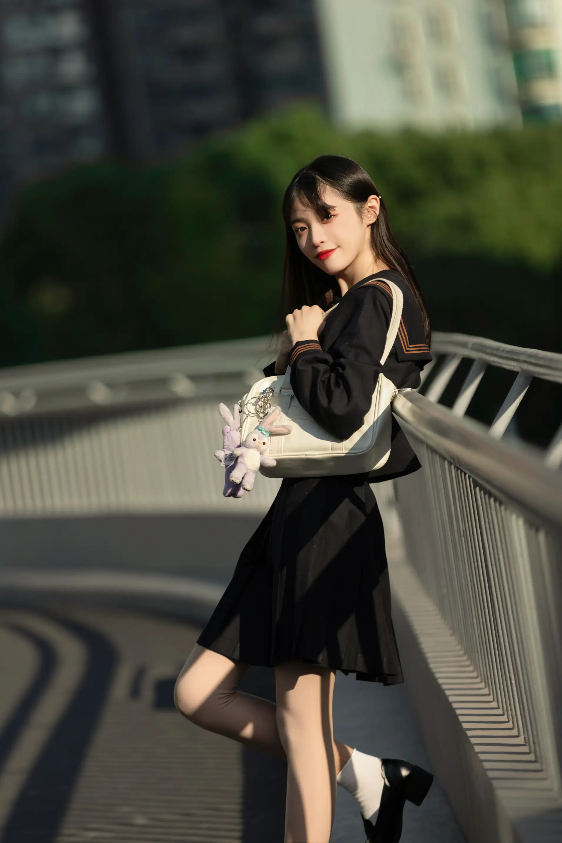 [艺图语] 2022.11.24 Vol.2516 秋日午后#[21P]-1
