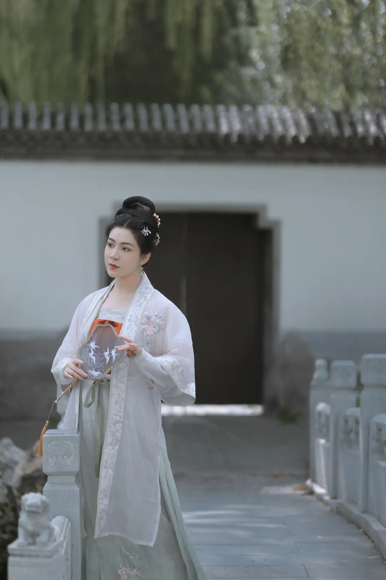 [艺图语] 2022.11.21 Vol.2495 – 陶然荷韵 周曦彤#[26P]-2