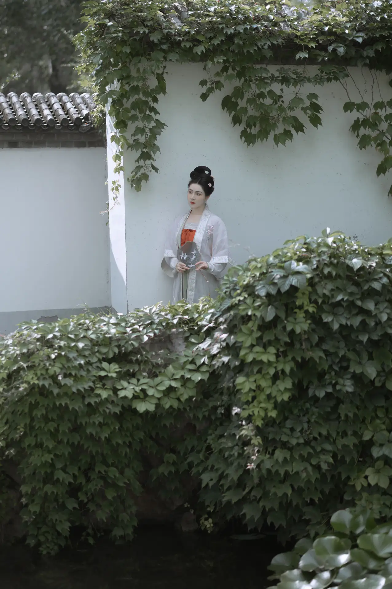 [艺图语] 2022.11.21 Vol.2495 – 陶然荷韵 周曦彤#[26P]-6